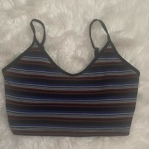 Striped Crop Tank Top - Picture 2 of 3